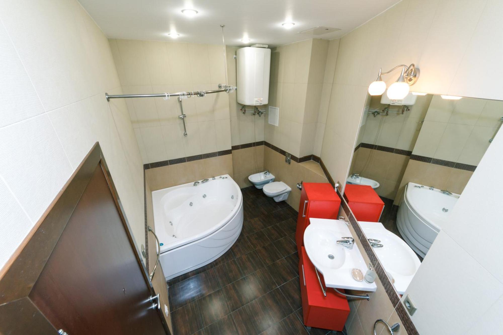 Appartamento Lux Near Maidan, Khreschutyk 3Br Kiev Esterno foto
