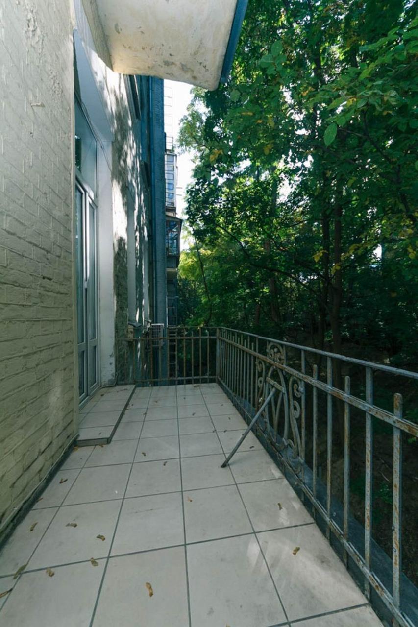 Appartamento Lux Near Maidan, Khreschutyk 3Br Kiev Esterno foto